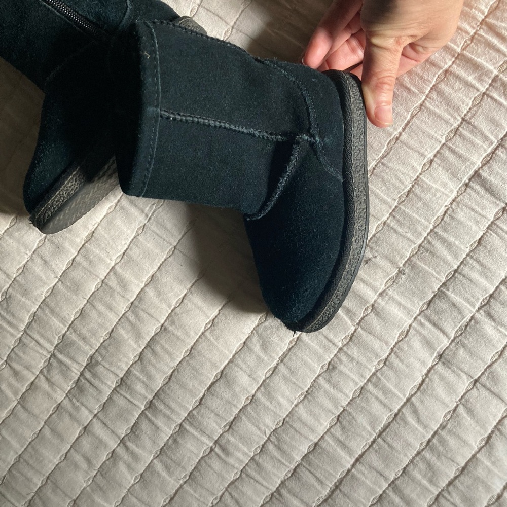 Nordstrom Rack Navy Sherpa Lined  Boots